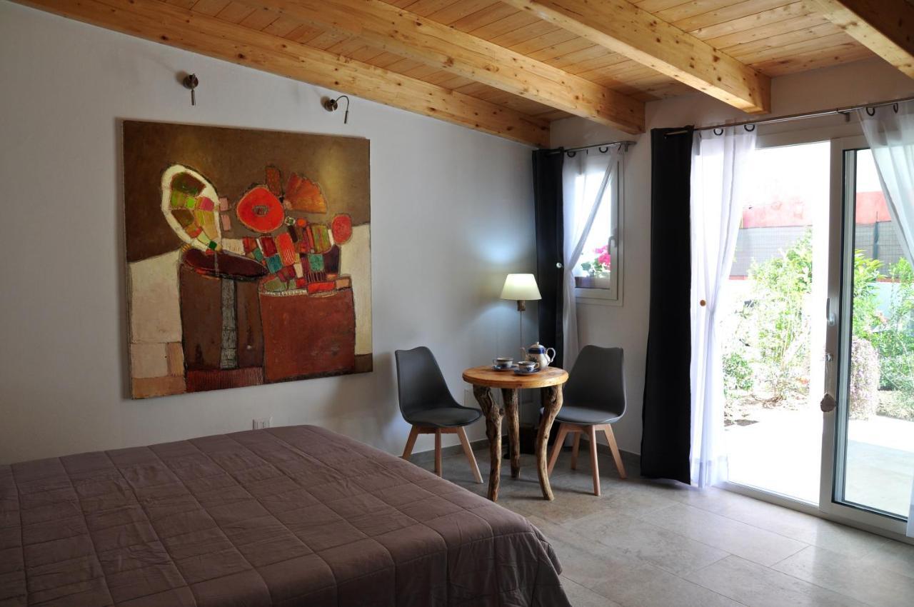B&B Les Chambres Rooms & Suite Santa Teresa Gallura Εξωτερικό φωτογραφία