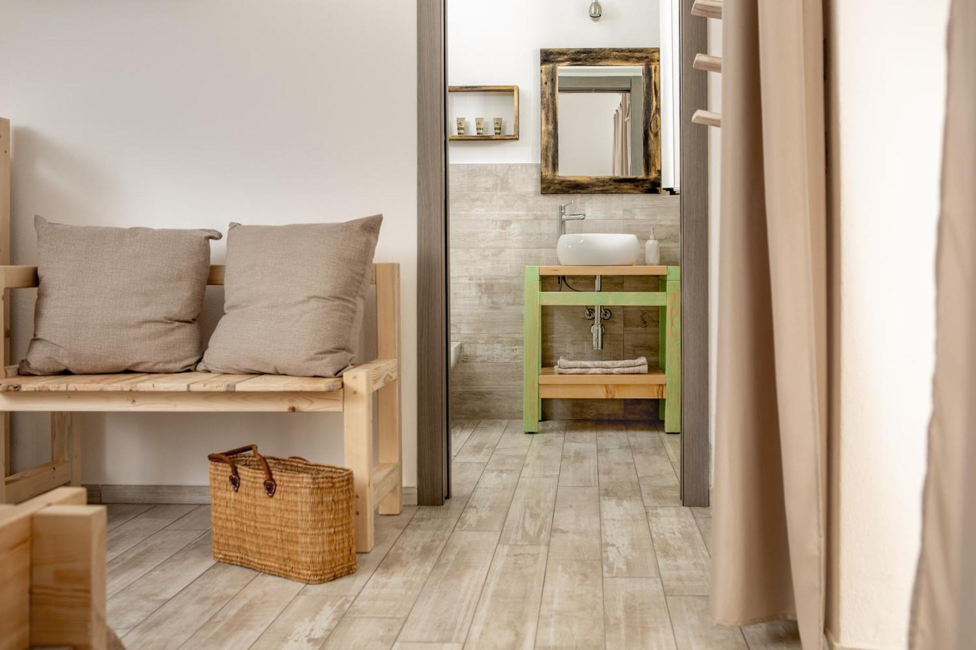 B&B Les Chambres Rooms & Suite Santa Teresa Gallura Εξωτερικό φωτογραφία