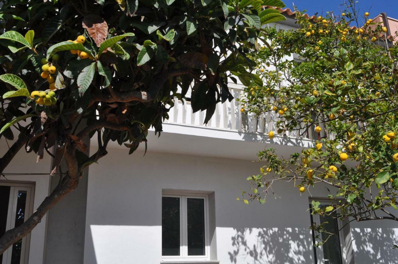 B&B Les Chambres Rooms & Suite Santa Teresa Gallura Εξωτερικό φωτογραφία