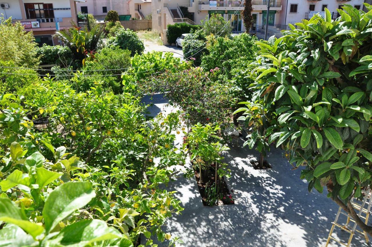 B&B Les Chambres Rooms & Suite Santa Teresa Gallura Εξωτερικό φωτογραφία