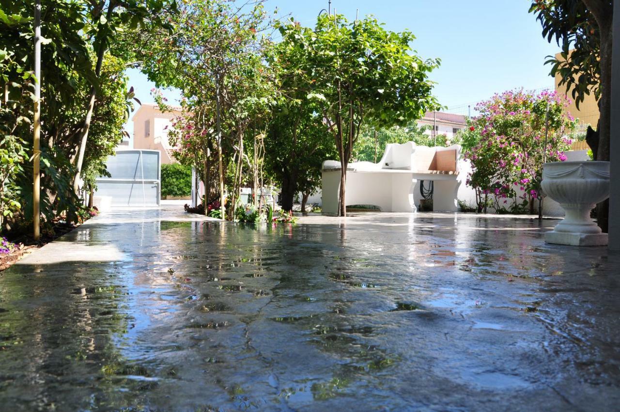 B&B Les Chambres Rooms & Suite Santa Teresa Gallura Εξωτερικό φωτογραφία