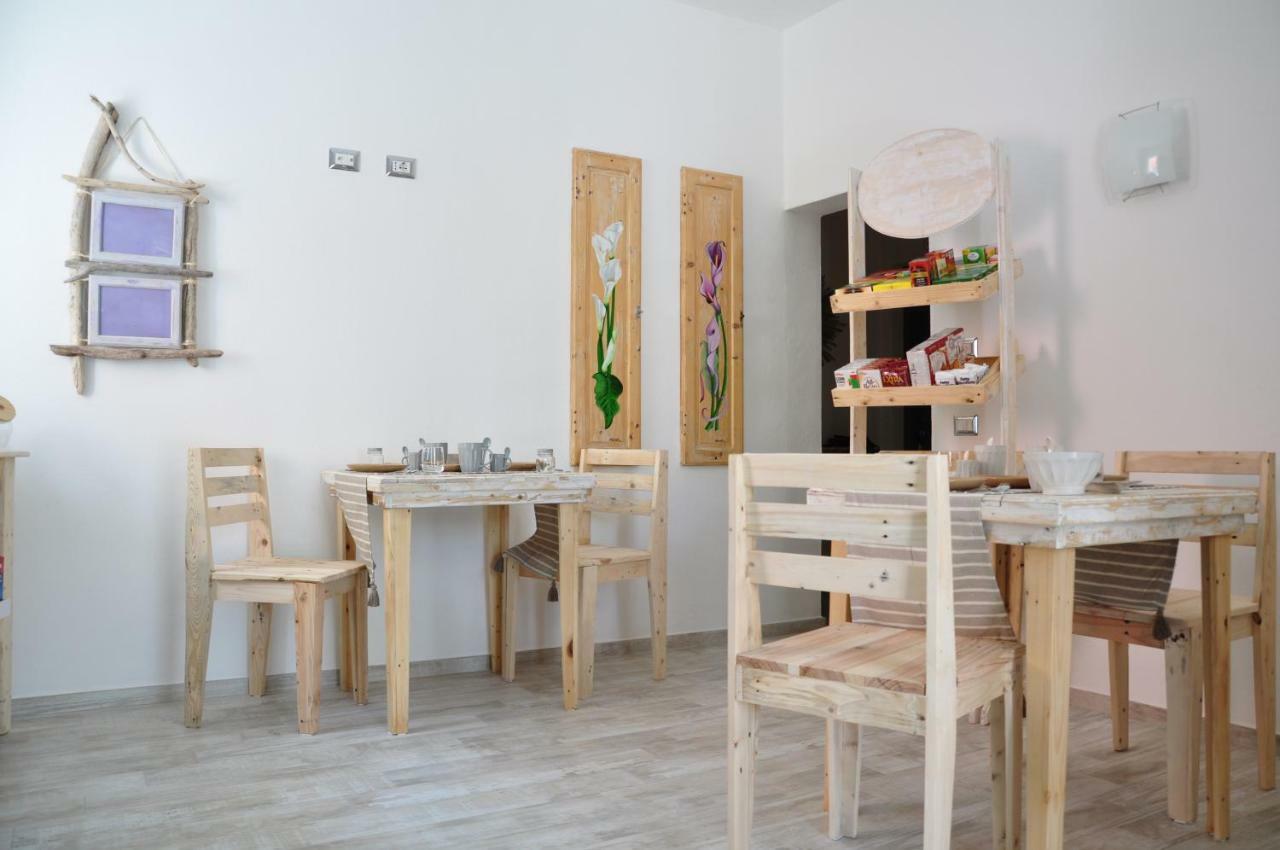 B&B Les Chambres Rooms & Suite Santa Teresa Gallura Εξωτερικό φωτογραφία