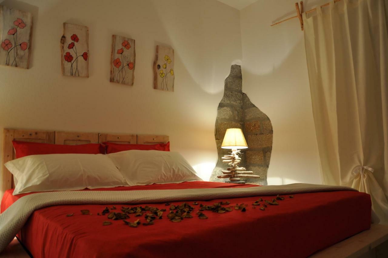 B&B Les Chambres Rooms & Suite Santa Teresa Gallura Εξωτερικό φωτογραφία